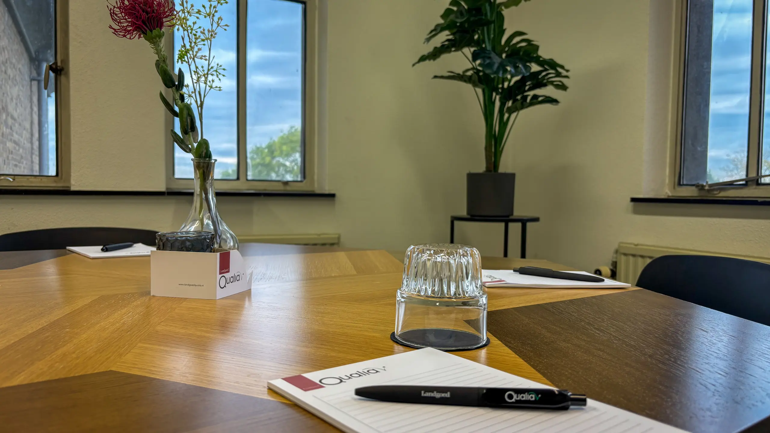 Directiekamer Zuid Tafel Zendstation