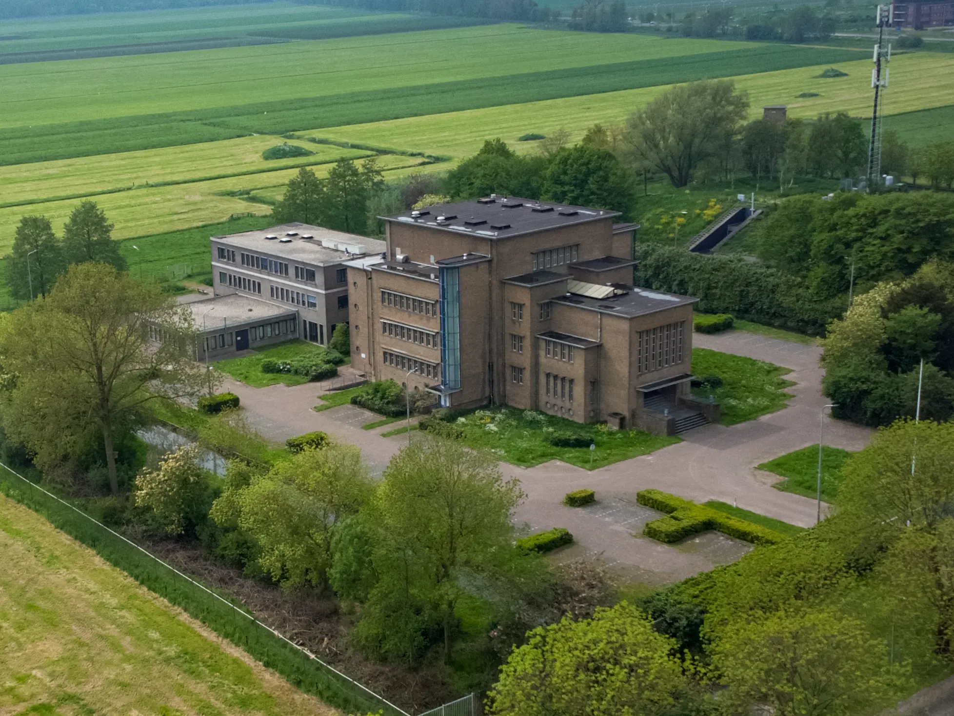 Zendstation Luchtfoto Werkplekken